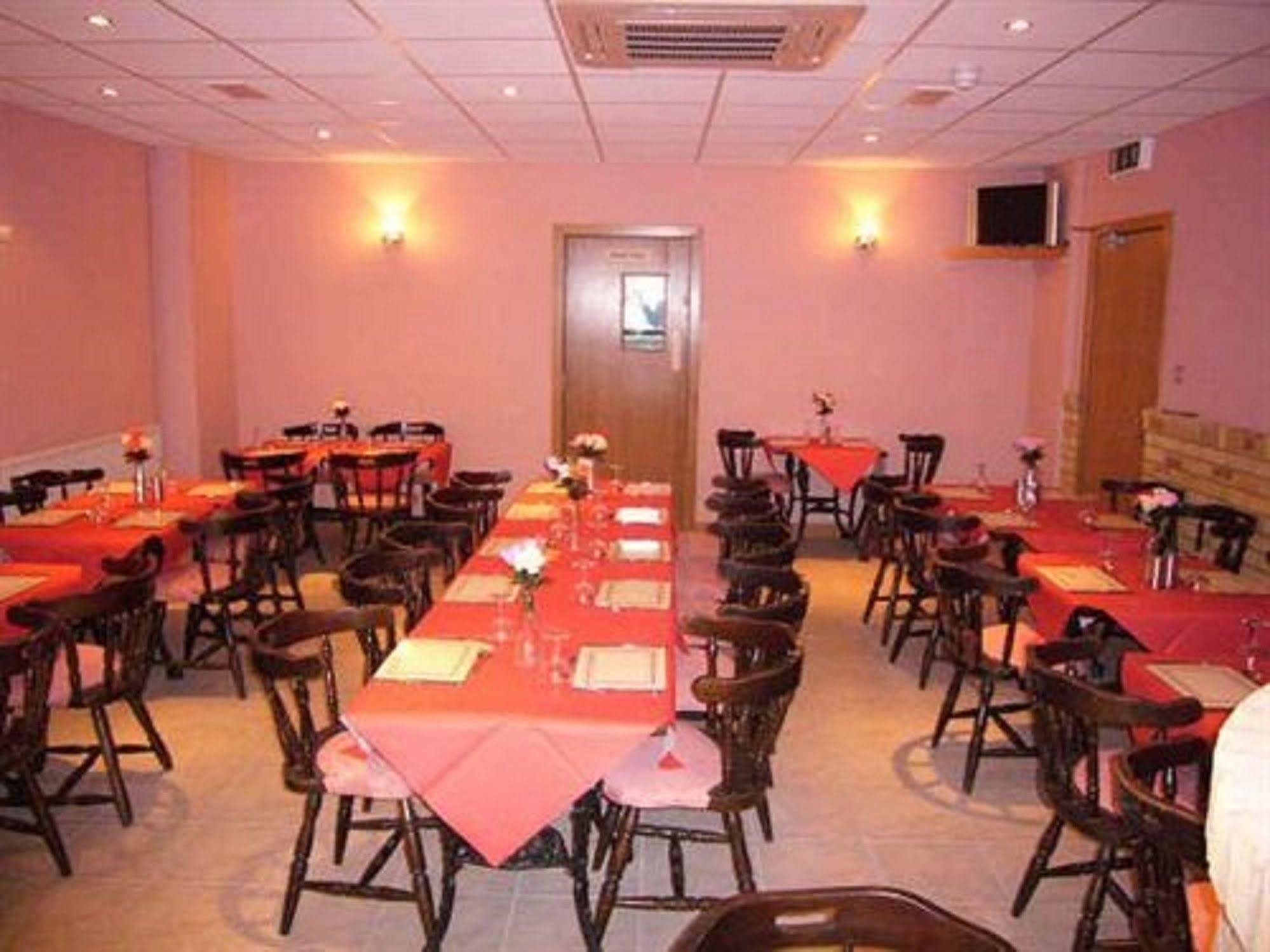הונסלו Rosemount Hotel Heathrow מראה חיצוני תמונה
